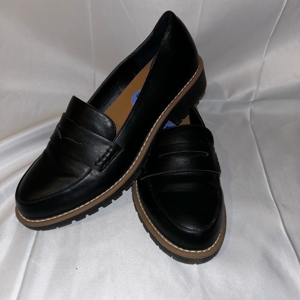 Dolce Vita Black Loafers Women’s Size 7.5 NWT | Vintage Designer Shoes